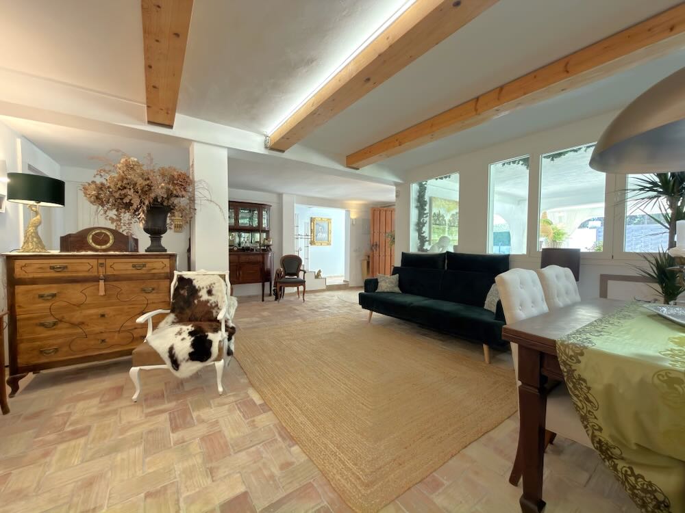 Property 2504 - Image 51